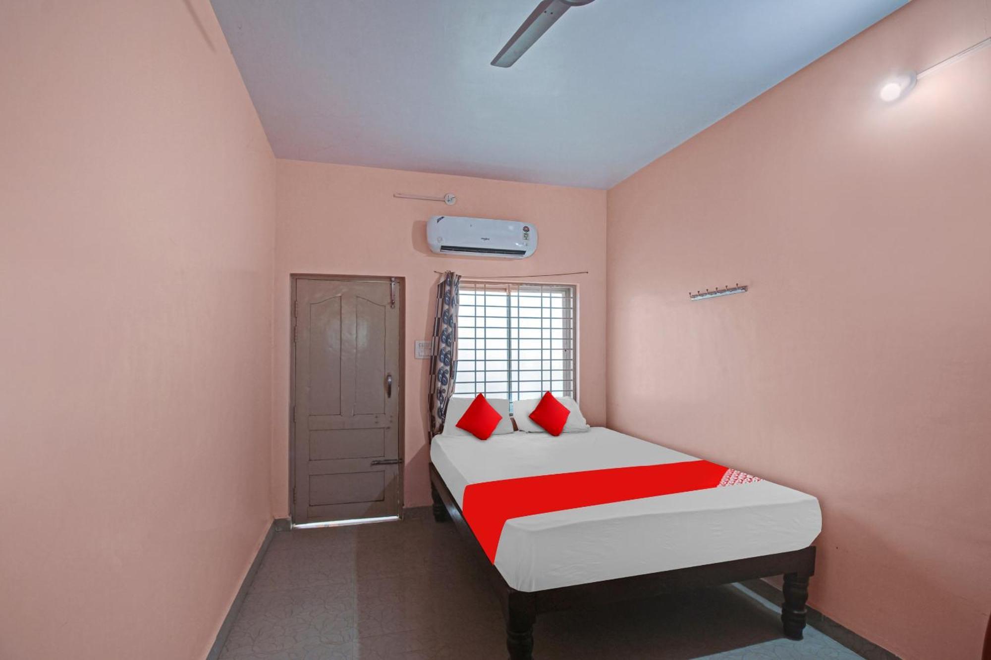 Hotel O New Mayuri Lodge Bagepalli Bagian luar foto