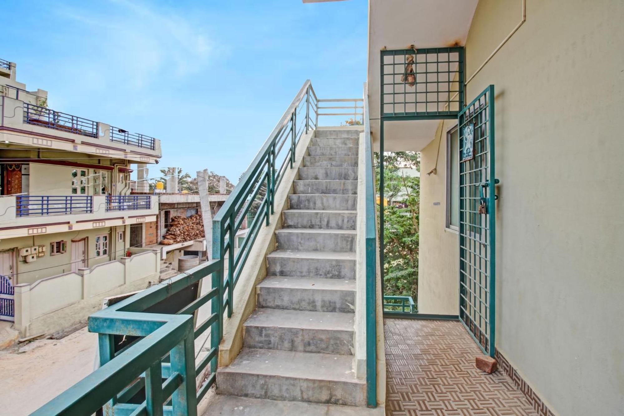 Hotel O New Mayuri Lodge Bagepalli Bagian luar foto