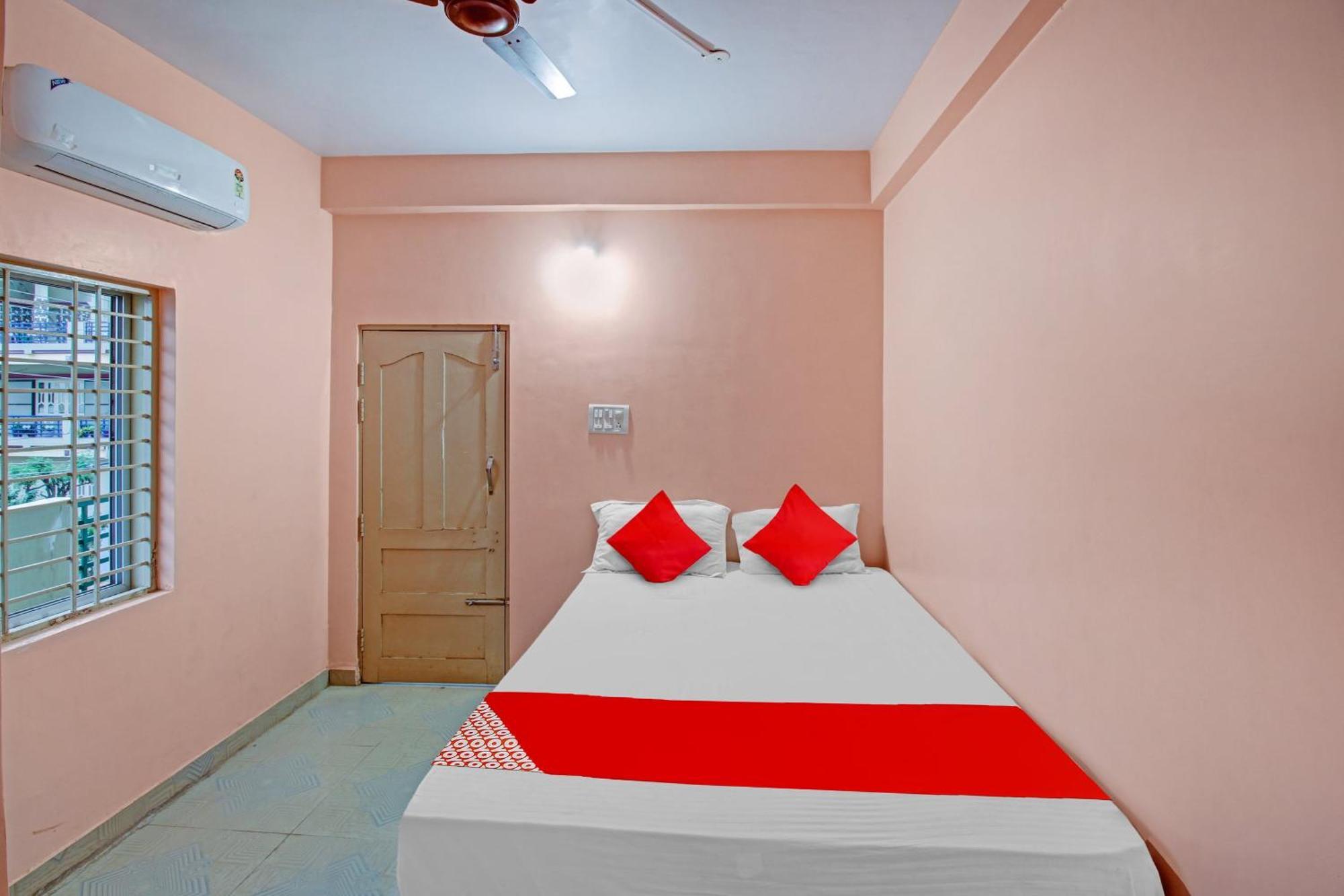 Hotel O New Mayuri Lodge Bagepalli Bagian luar foto